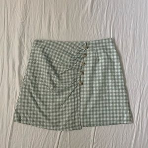 Green gingham mininskirt